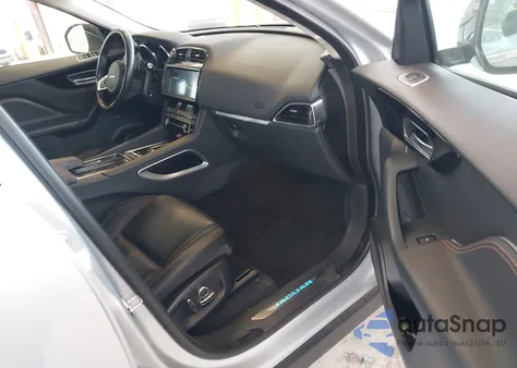 2020 Jaguar F-Pace Prestige P300 Awd Automatic z USA, uszkodzony, nr VIN SADCK2GX2LA638243